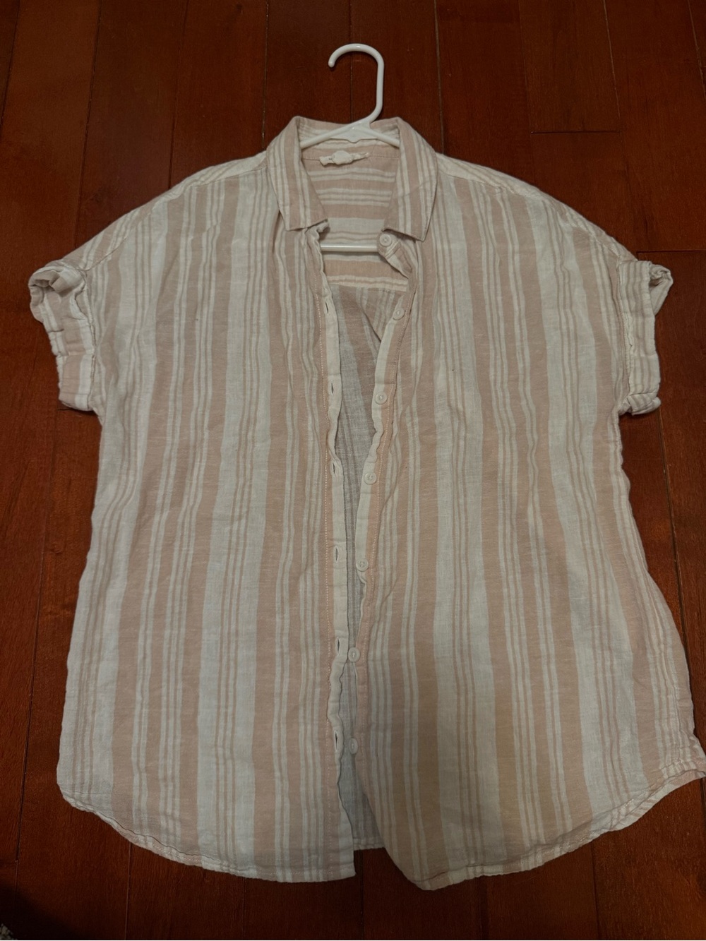 Short-Sleeve Stripe Button-Up Shirt — Beige & White